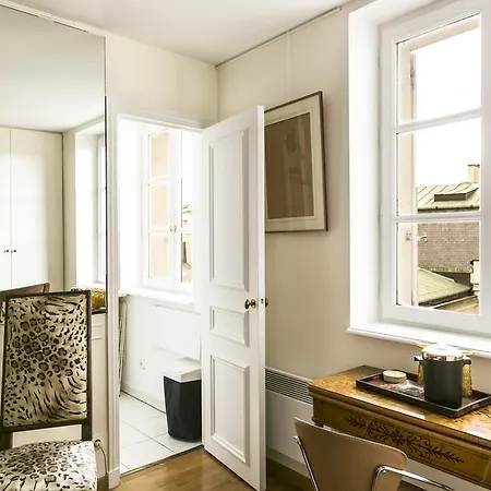 Apartment Grenelle Halldis Apartment